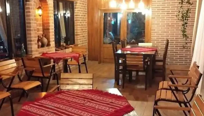 Hanul Ancuţei - Curtea De Argeș