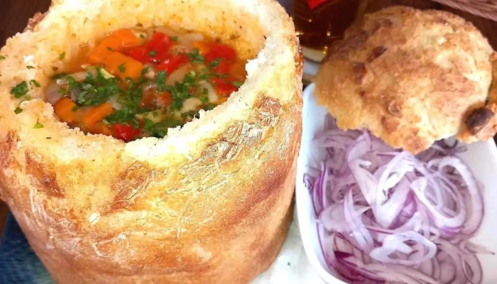 Hanul Domnesc -  Bunny Chow - Călan