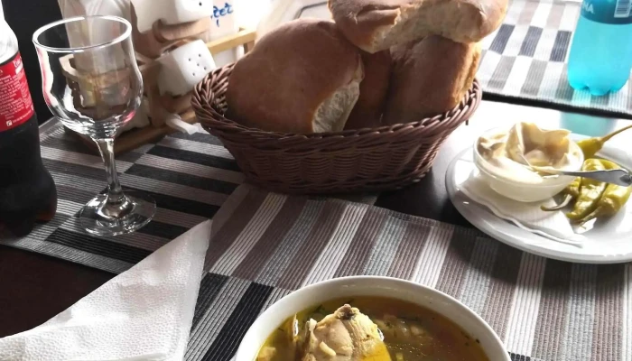 Hanul Padurarilor -  Supa De Pui - Hanul Ancuței