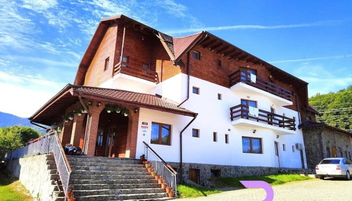 Hanul Patrisiei -  Exterior - Cârțișoara