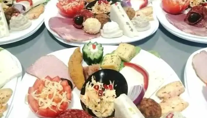 Hanul Priboieni -  Mancaruribauturi - Priboieni