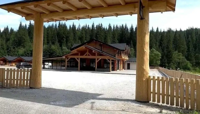 Hanul Si Pastravaria Tibau -  Videoclipuri - Cârlibaba