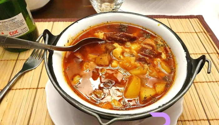 Hanul Trei Secui -  Mancaruribauturi - Miercurea Ciuc