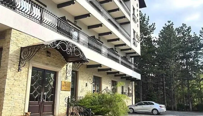 Helen -  Exterior - Bacău