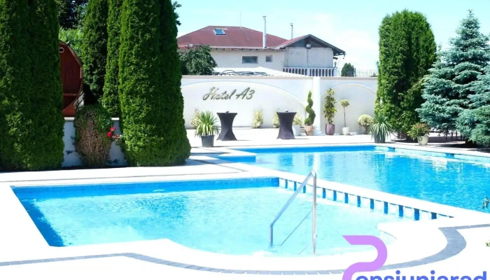 Hotel A3 Campia Turzii -    Cazare   Pensiune Exterior - Luna