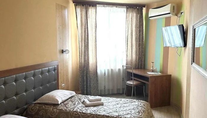 Hotel Caras Camere - Oravița