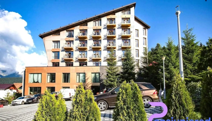 Hotel Carpatinn -  Deschis Acum - Azuga
