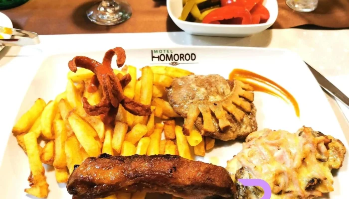 Hotel Homorod -  Mancaruribauturi - Băile Homorod