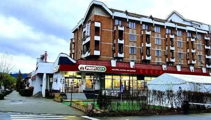Hotel Petrosani Exterior - Petroșani