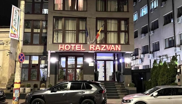 Hotel Razvan Cele Mai Recente - București