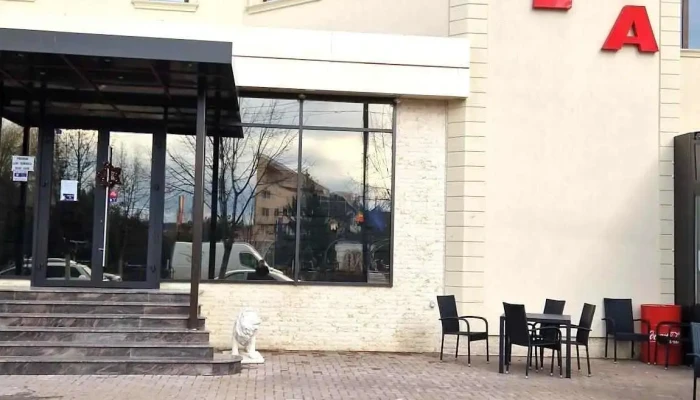 Hotel -  Restaurant Victoria Locație - Motru