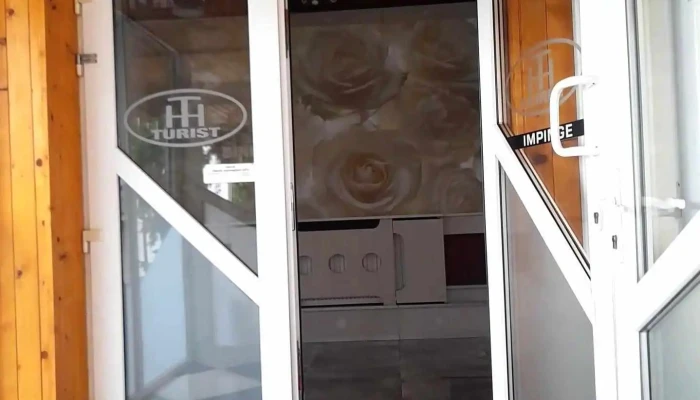 Hotelul Turist Exterior - Pucioasa