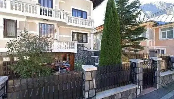Iri -  Street View Si 360deg - Bușteni