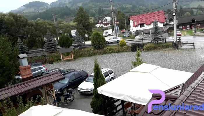 Izvorul Dambovitei Cabana - Podu Dâmboviței