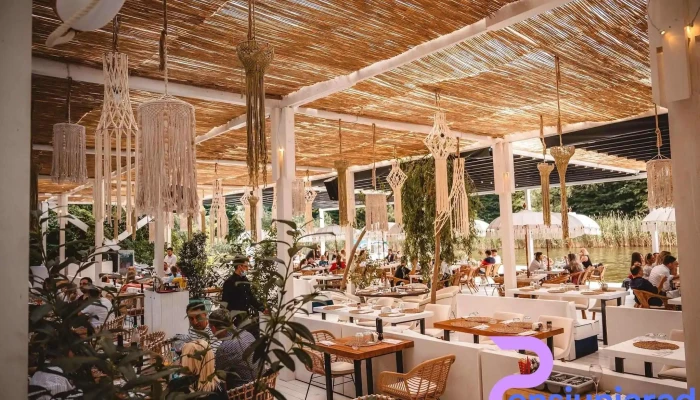 Jubile By The Lake -  Atmosfera - Comuna Snagov