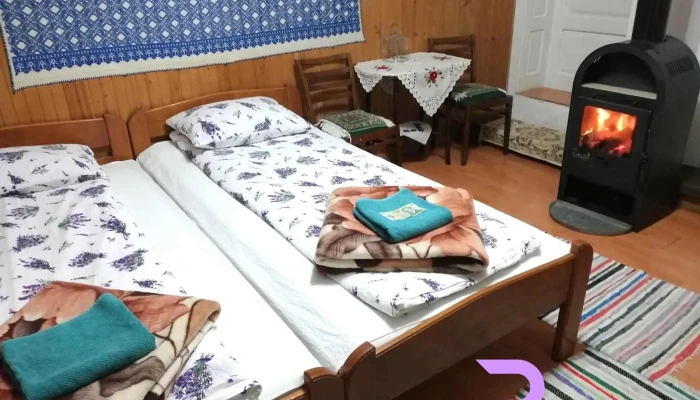 Kristaly Vendeghaz Camere - Rimetea