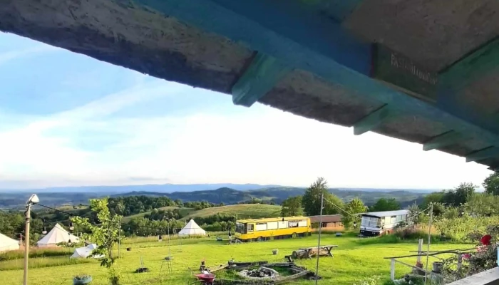 La Busuri Camp Rosia Număr - Roșia