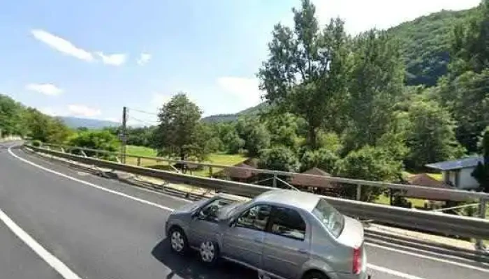 La Ceaunu Street View Si 360deg - Armeniș