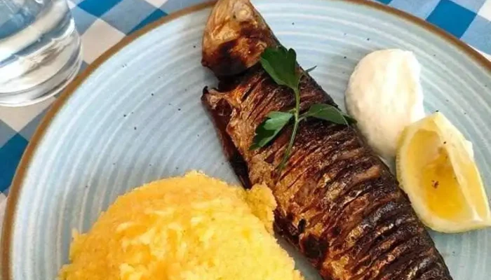 La Grisha -    Punct Gastronomic Local Ghindaresti Polenta - Ghindăreşti