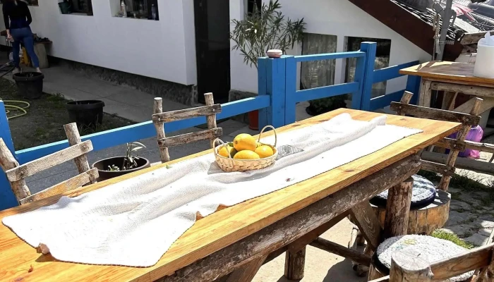 La Grisha -    Punct Gastronomic Local Ghindaresti Site Web - Ghindăreşti