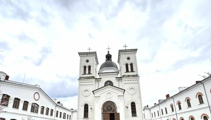 Manastirea Bistrita De Valcea Unde - Bistrița