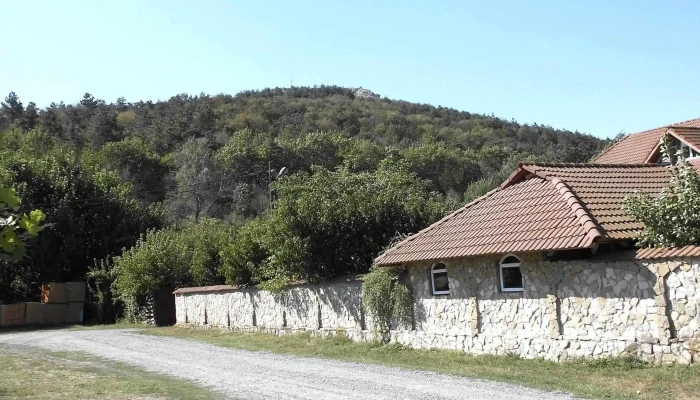 Manastirea Crucea Reduceri - Romania