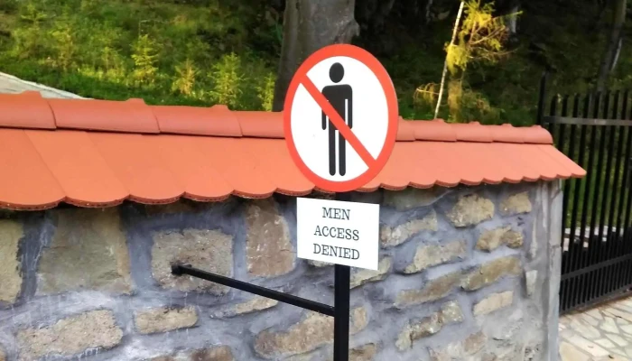 Manastirea Ponor Locație - Romania