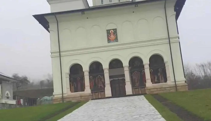 Manastirea Salva Videoclipuri - Romania