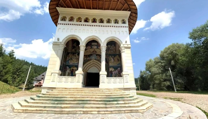 Manastirea Sihastria Putnei Street View Si 360deg - Romania
