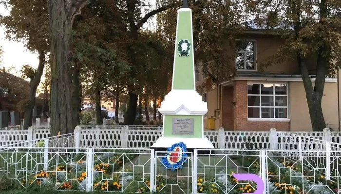 Monumentul Eroilor - Săbăoani