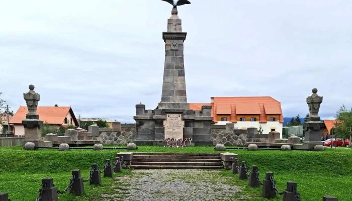 Monumentul Siculicidium Locație - Siculeni