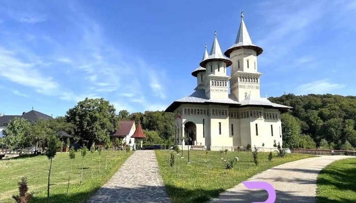 Mănăstirea „Sf. Proroc Ilie” - Dealu Mare - Romania