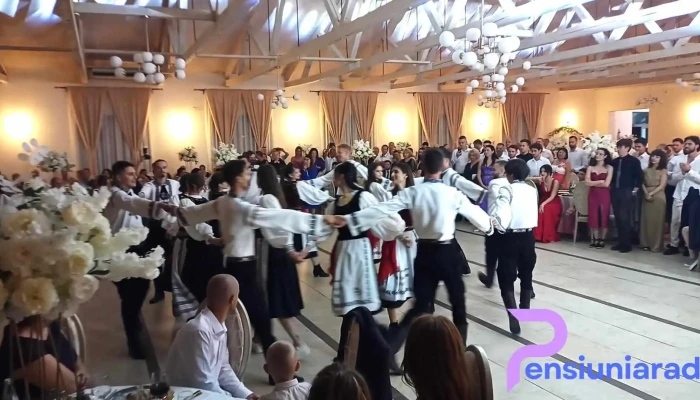 Noblesse Events -  Videoclipuri - Alba