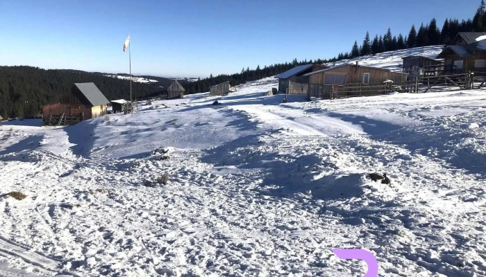 Partie Sanie   Patinoar Marisel Crucea Iancului Munte - Mărișel