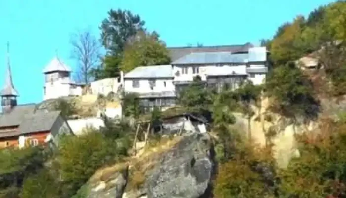 Pensiunea Agroturistica Piscul Soarelui -  Videoclipuri - Capul Piscului