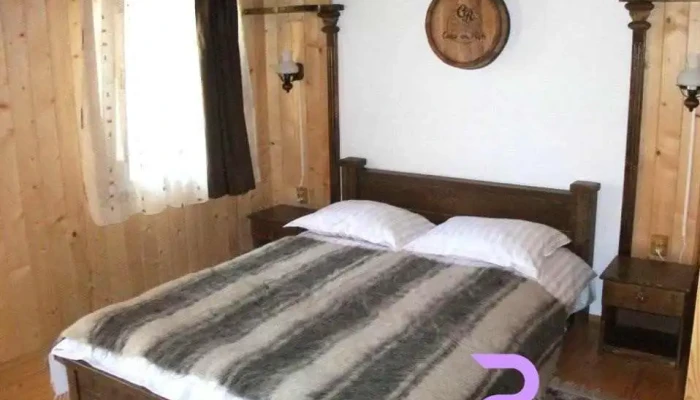 Pensiunea Casa Cu Roti Camere - Sasca Română