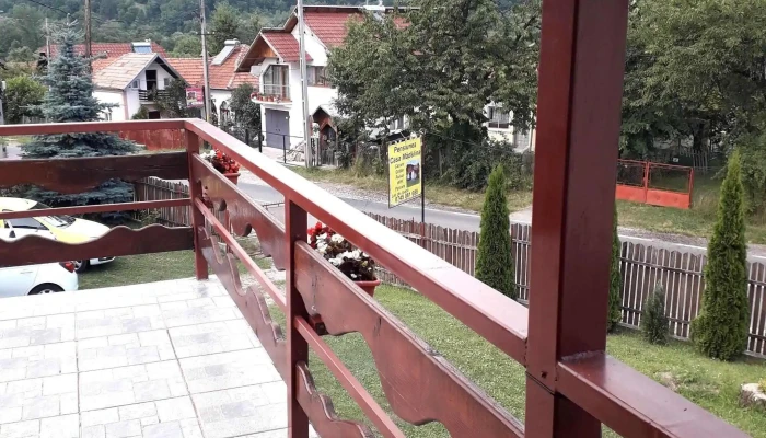 Pensiunea Casa Madalina -  De La Vizitatori - Căpățânenii Pământeni