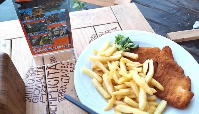 Pensiunea Damiro -  Fish And Chips - Orșova