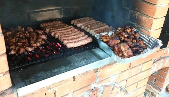 Pensiunea Dealuinsorit Mancaruribauturi - Curtea De Argeș