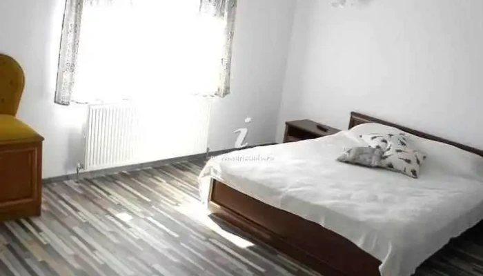 Pensiunea Gradina Ascunsa -  Camere - Bughea De Jos