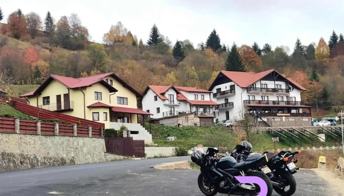 Pensiunea La Bunica -  Site Web - Hangu, Bicaz