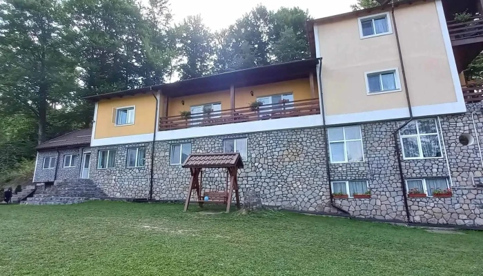 Pensiunea Leaota -  Unde - Runcu