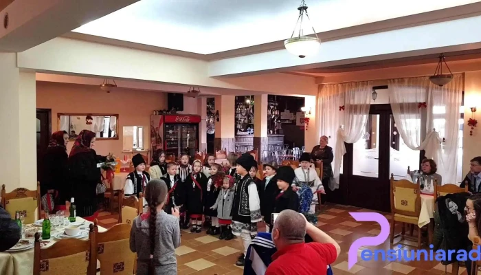 Pensiunea Musatinii Cu Restaurant Si Spa Videoclipuri - Putna