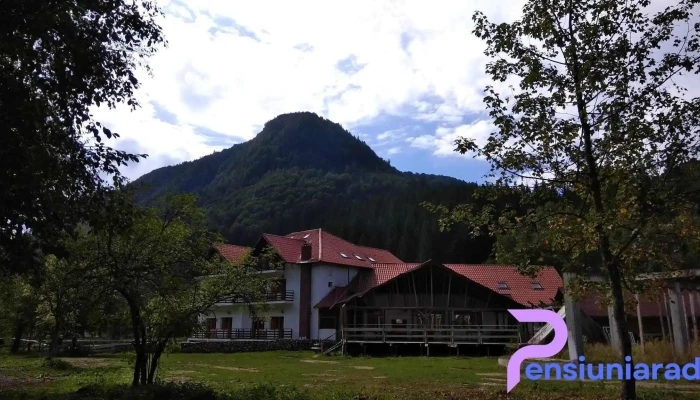 Piatra Craiului - Sat Satic