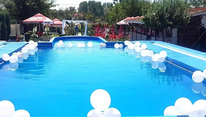 Piscina Denis - Malu Mare