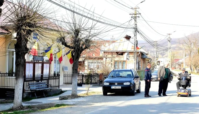 Primaria Ciceu Giurgesti Fotografii - Ciceu-giurgeşti