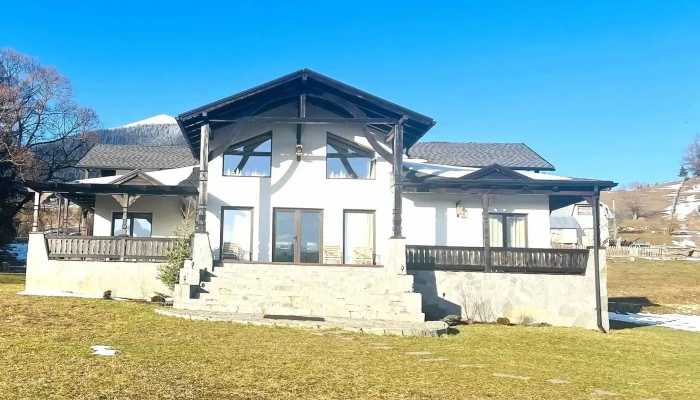 Puiucus Chalet Site Web - Dorna Candrenilor