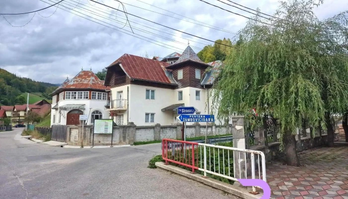 Restaurant Cerbul - România