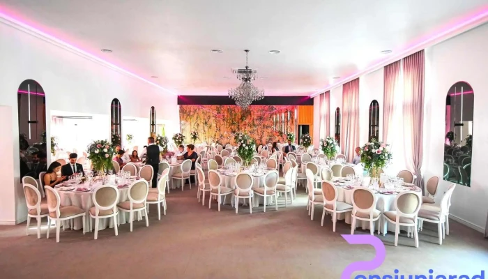 Restaurant Green City -  Atmosfera - 1 Decembrie