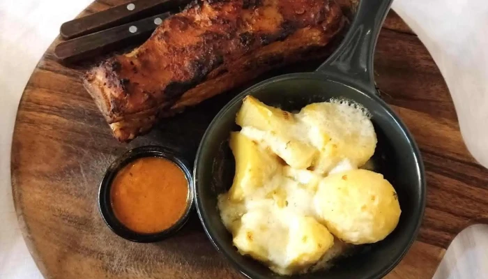 Restaurant Hanul Ancutei Mancaruribauturi - Hanul Ancuței